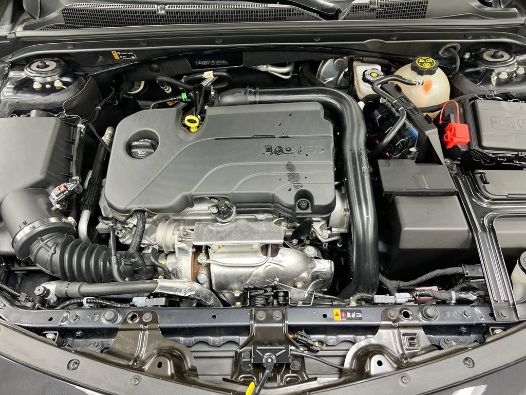 Used 2022 Chevrolet Malibu LS FWD image 24