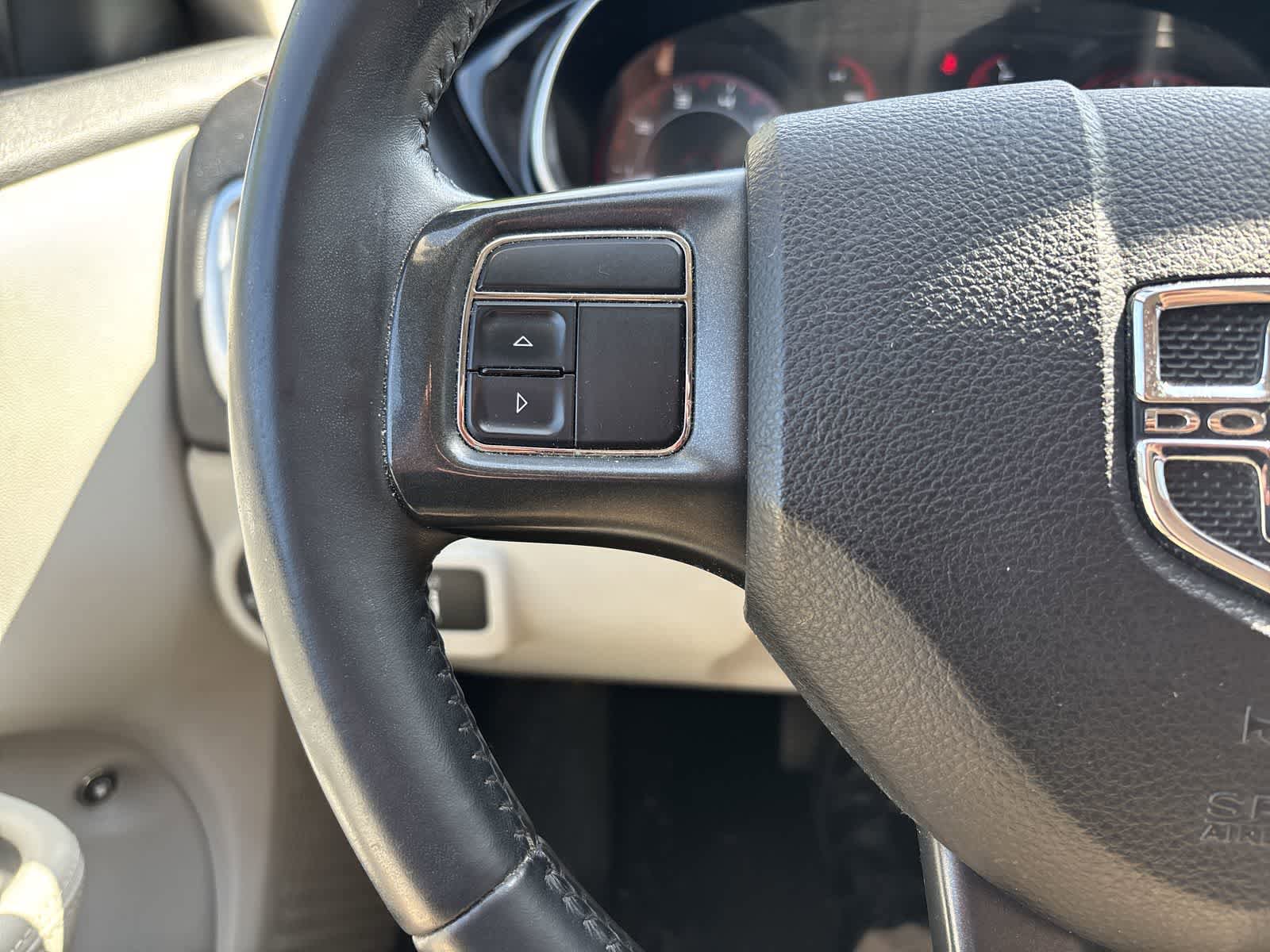 Used 2013 Dodge Dart SXT w/ Popular Equipment Group FWD image 18