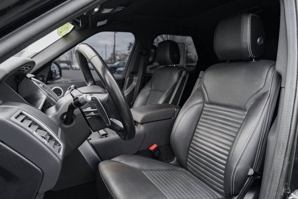 Used 2021 Land Rover Discovery S R-Dynamic image 23