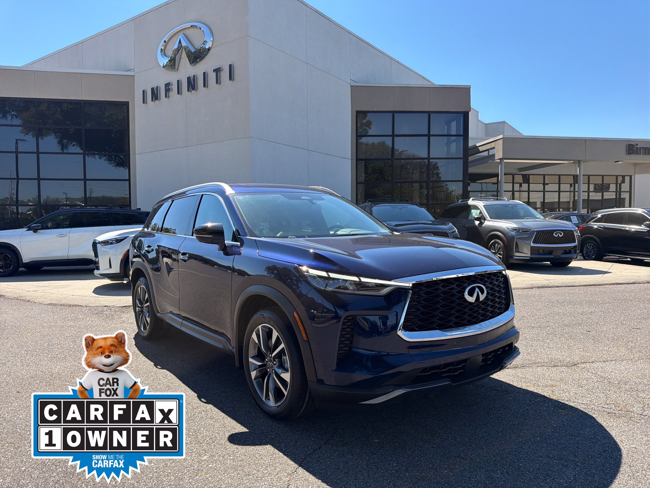 Certified 2022 INFINITI QX60 Luxe w/ Cargo Package FWD image 1