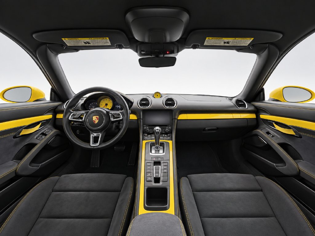Certified 2021 Porsche 718 Boxster Spyder RWD image 10