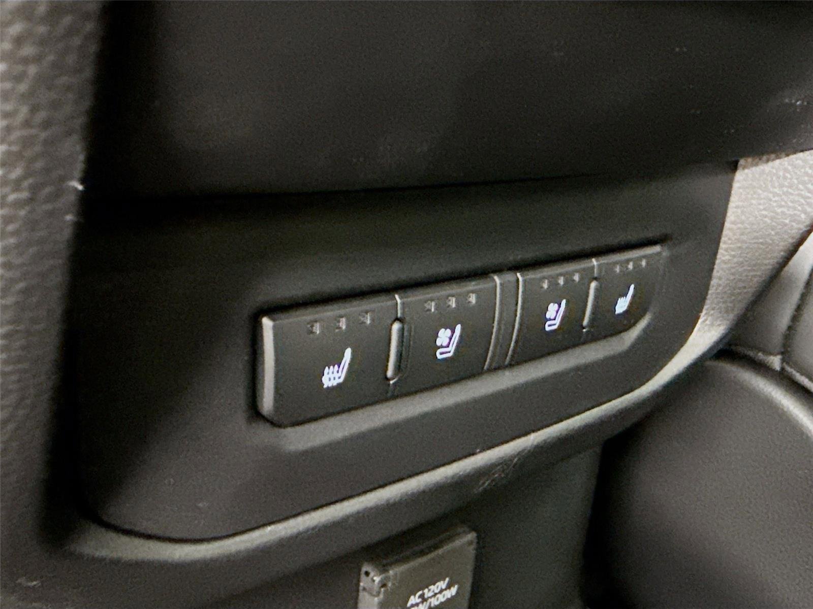 New 2025 Toyota Tundra Platinum image 40