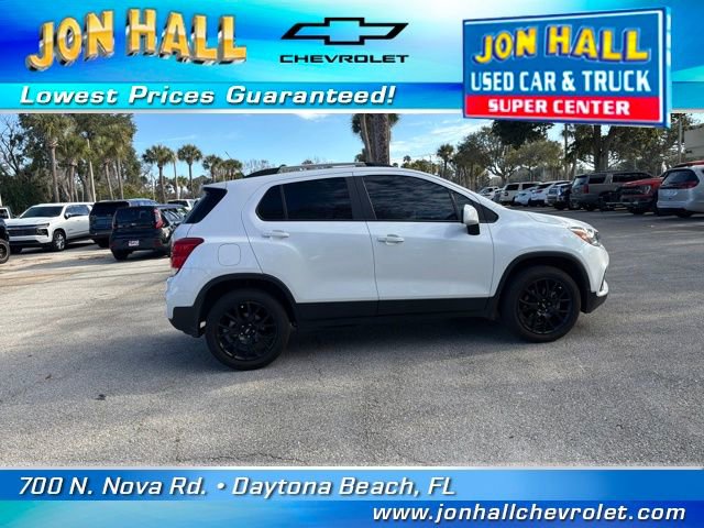 Used 2022 Chevrolet Trax LT w/ Driver Confidence Package image 14