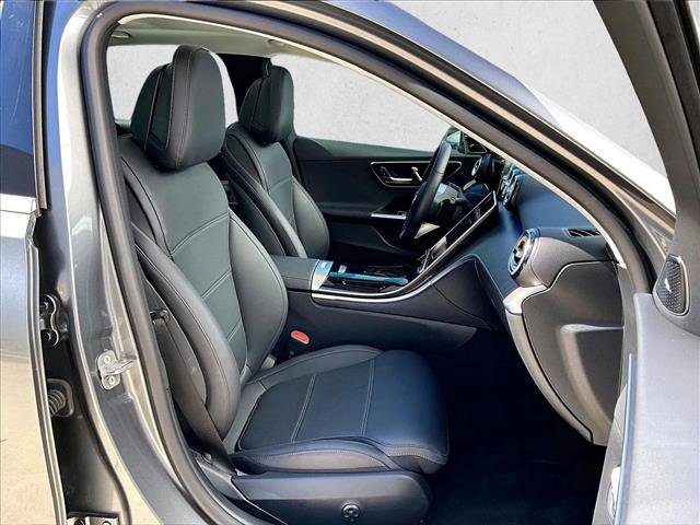 Used 2025 Mercedes-Benz C 300 Sedan image 9