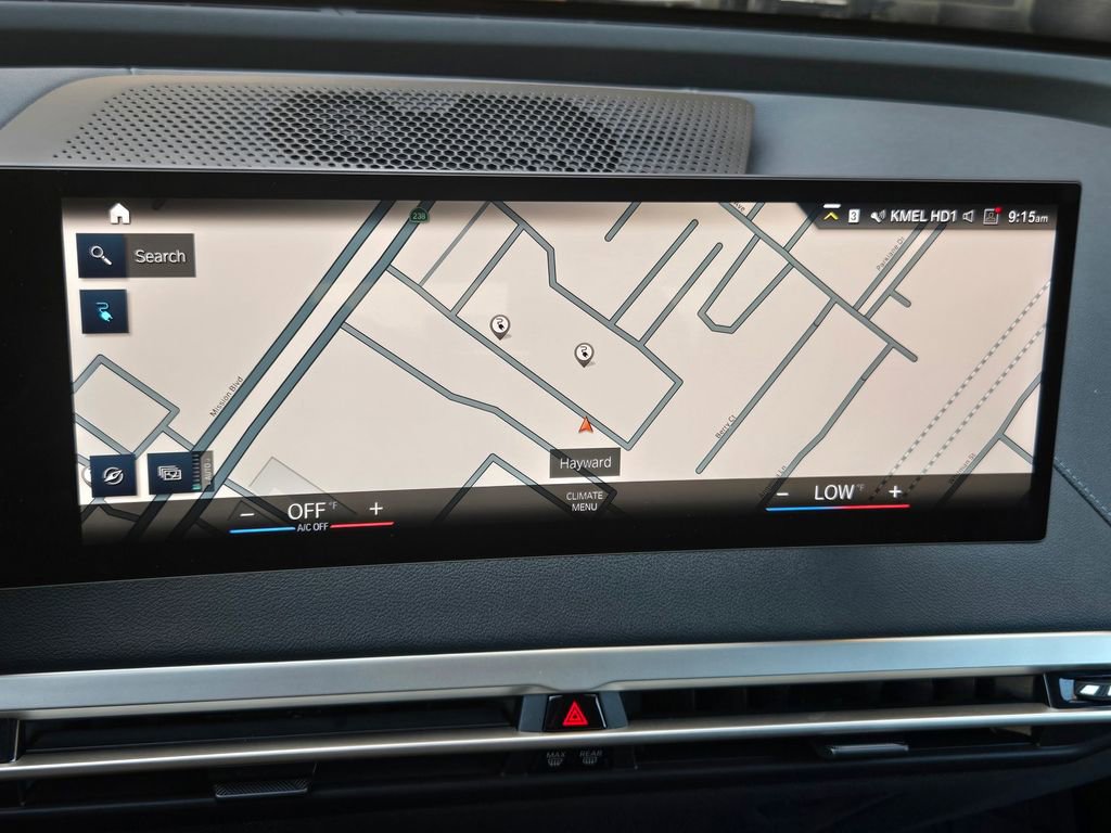 Used 2023 BMW iX xDrive50 image 18