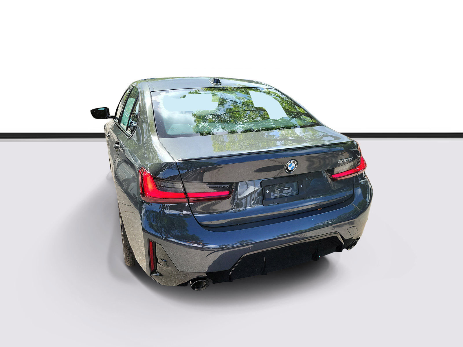 New 2026 BMW 330i Sedan w/ M Sport Package RWD image 3