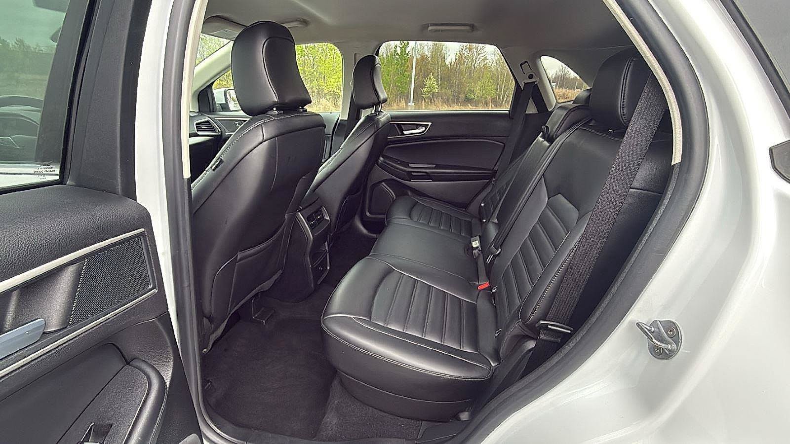 Used 2024 Ford Edge SEL AWD/4WD image 22