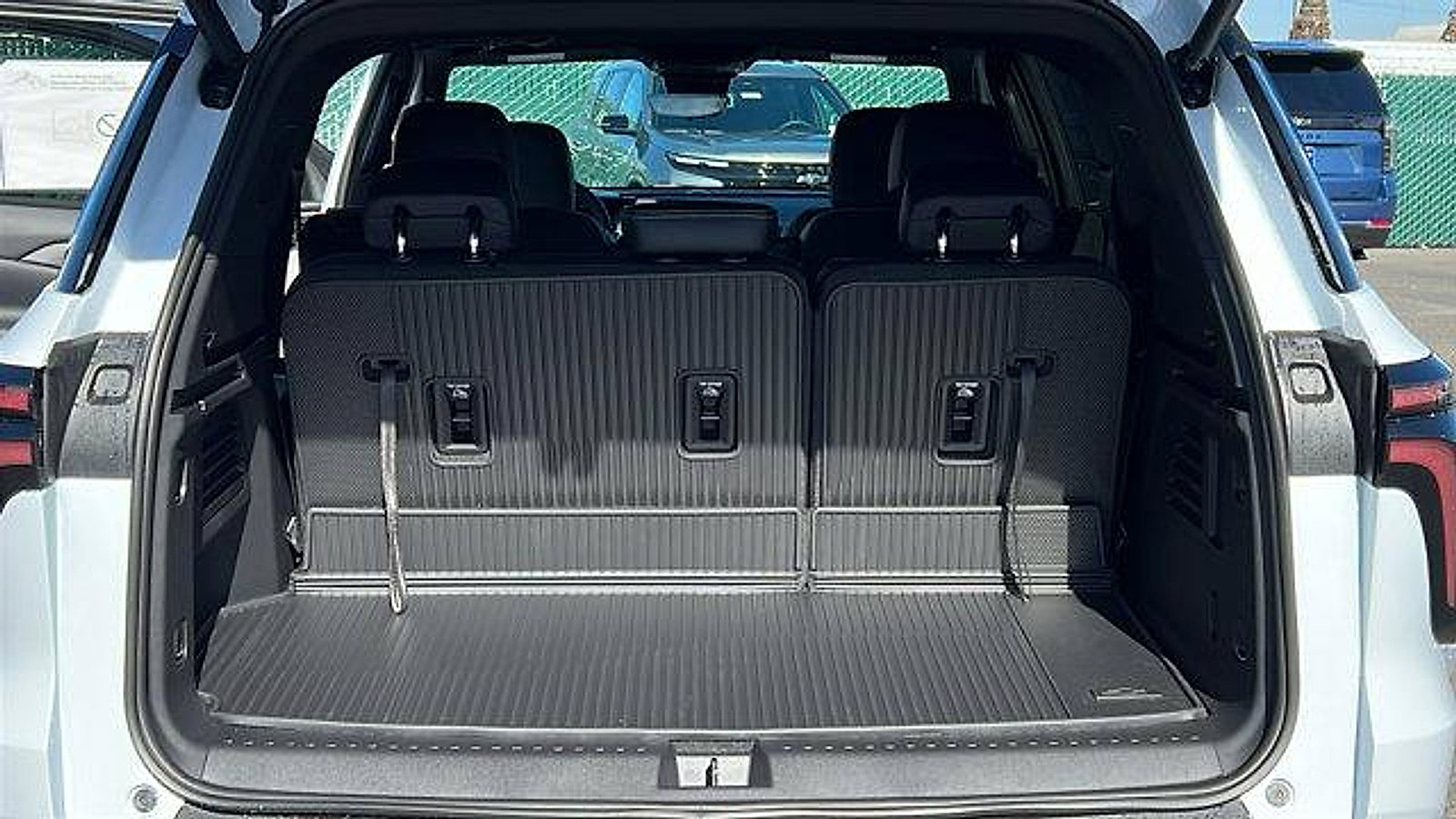 New 2026 Chevrolet Traverse LT w/ Driver Confidence Package image 11