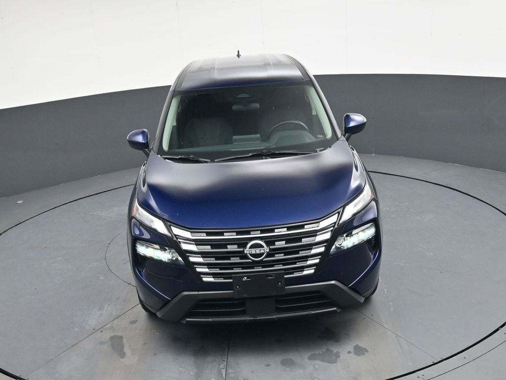 Used 2025 Nissan Rogue SV image 36