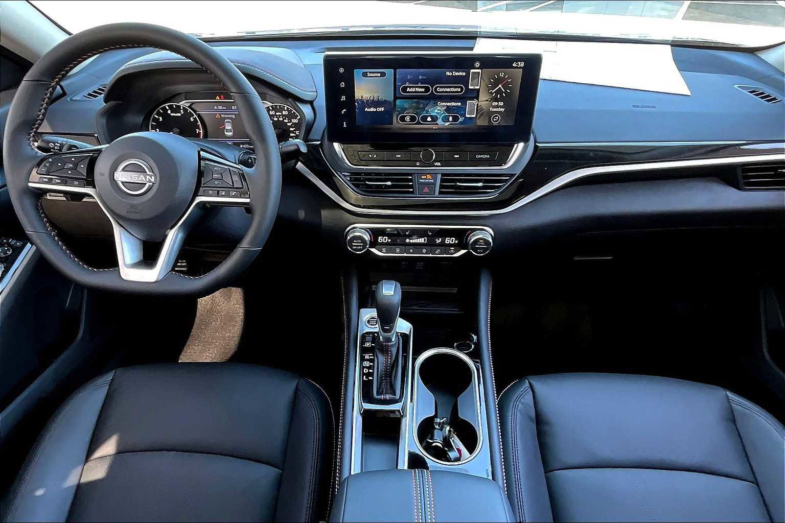 New 2025 Nissan Altima 2.5 SR image 5