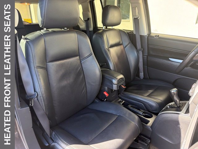 Used 2017 Jeep Compass High Altitude AWD/4WD image 5