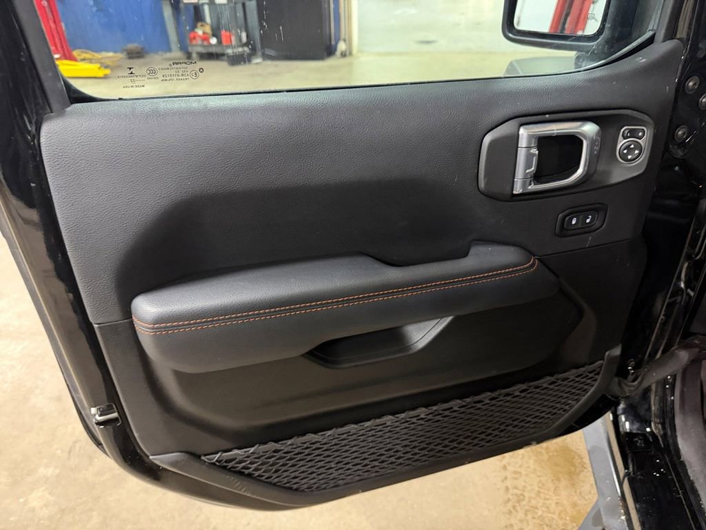 Used 2022 Jeep Gladiator Mojave image 25