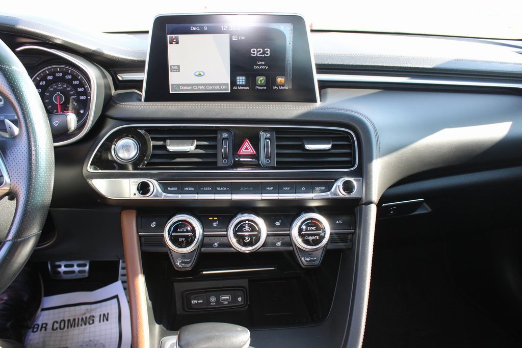 Used 2021 Genesis G70 3.3T image 17