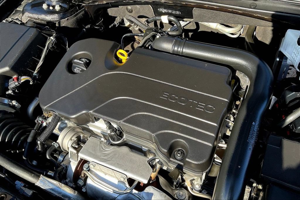 Used 2024 Chevrolet Malibu LT FWD image 34