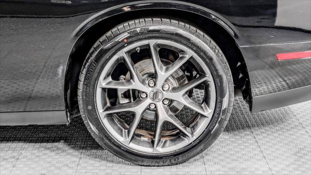 Used 2022 Dodge Challenger GT RWD image 31