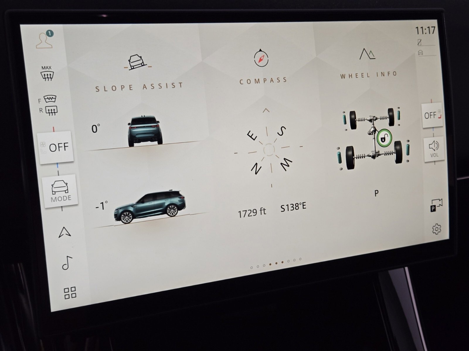 Used 2024 Land Rover Range Rover Sport SE image 29