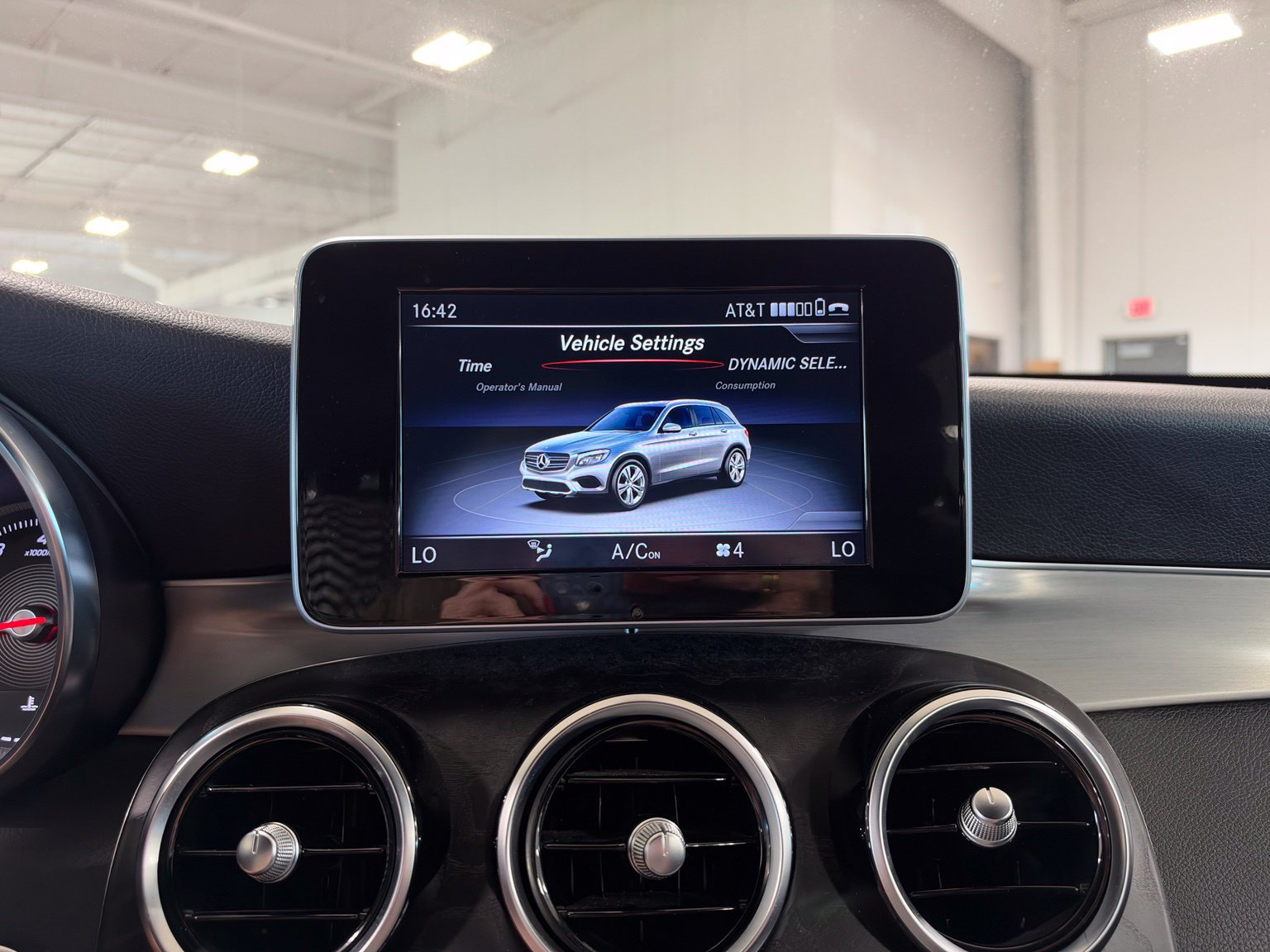 Used 2019 Mercedes-Benz GLC 300 image 26