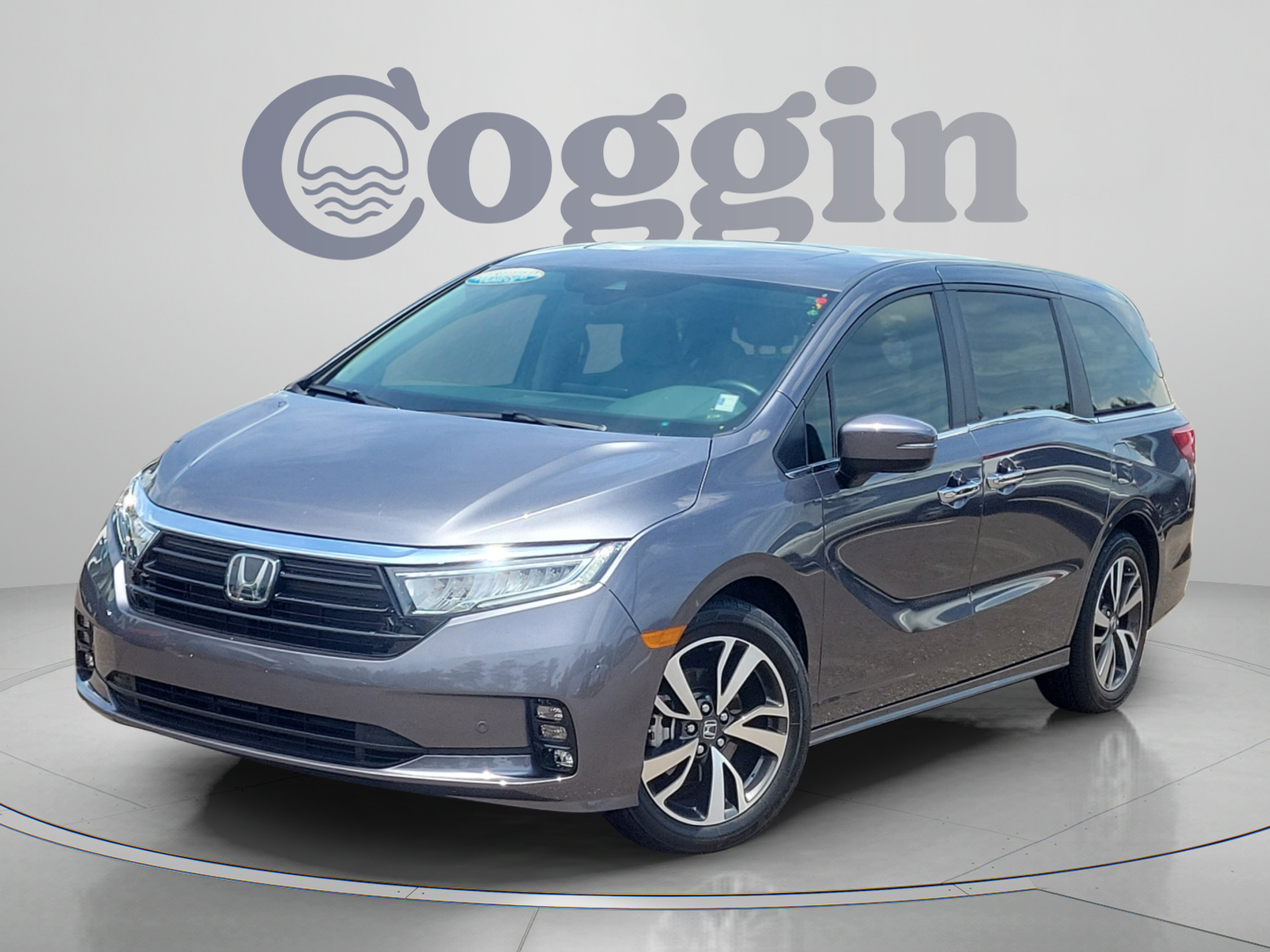 Certified 2024 Honda Odyssey Touring image 1