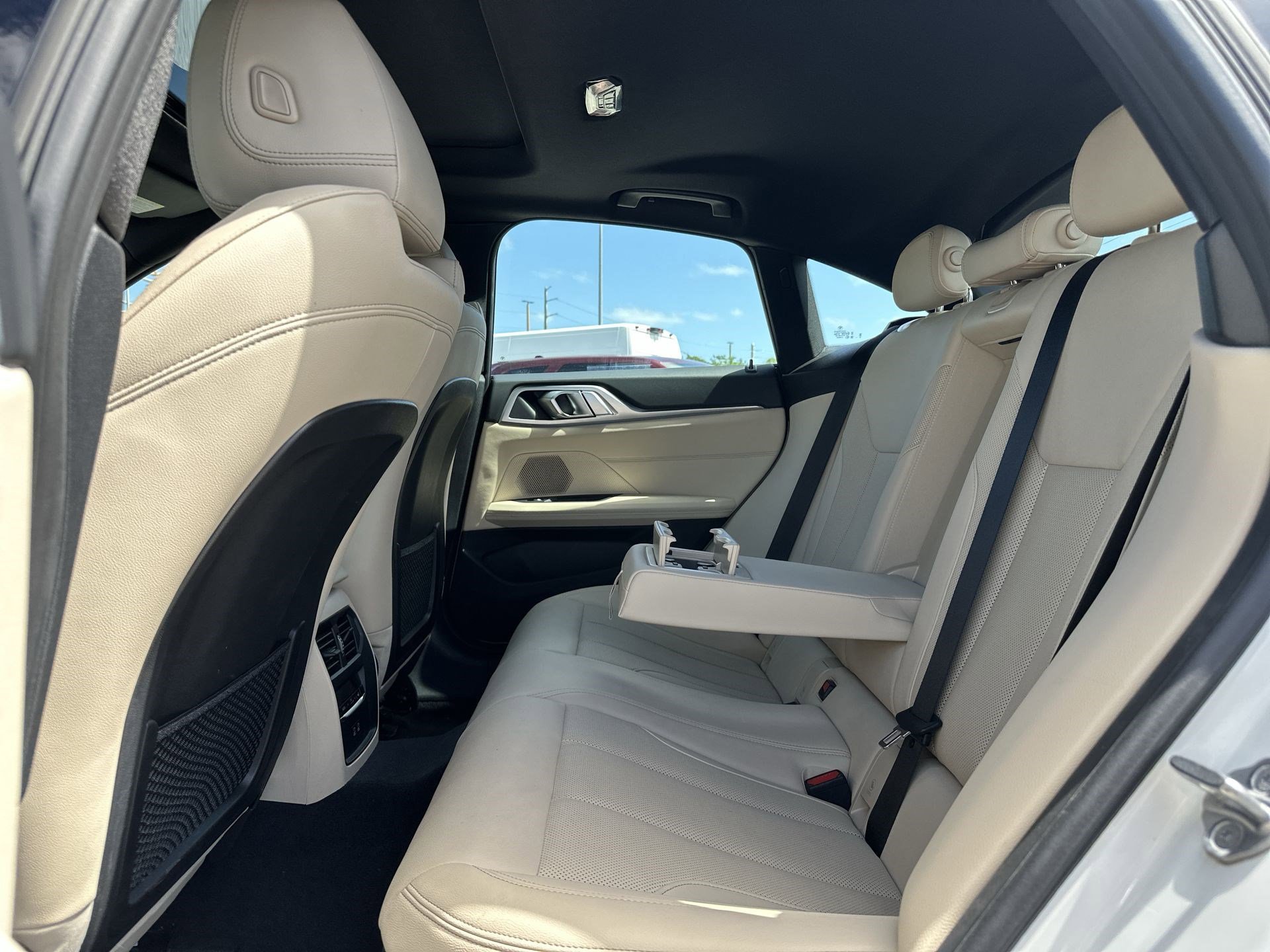 Used 2024 BMW i4 xDrive40i image 24