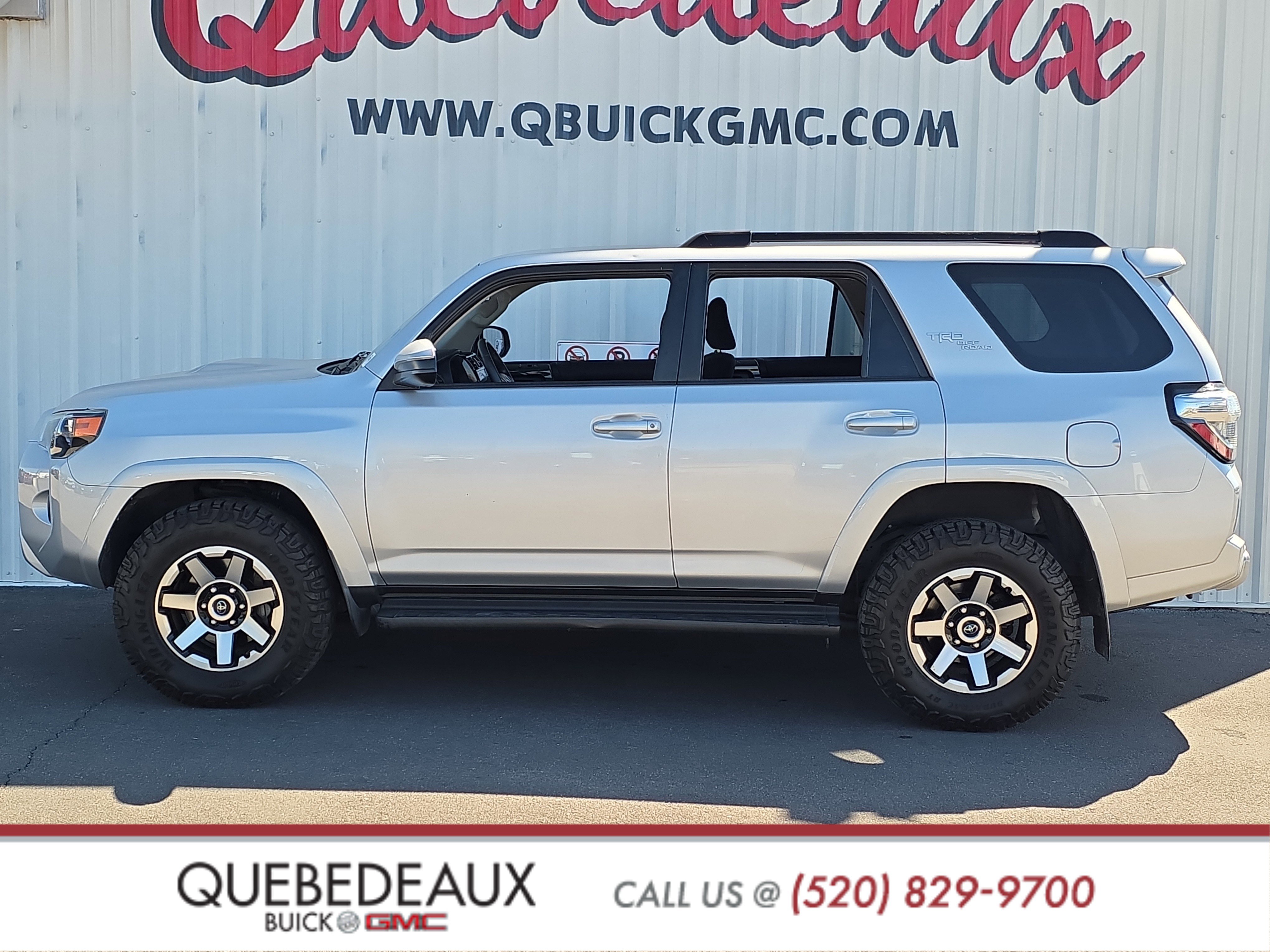 Used 2022 Toyota 4Runner TRD Off-Road AWD/4WD image 5