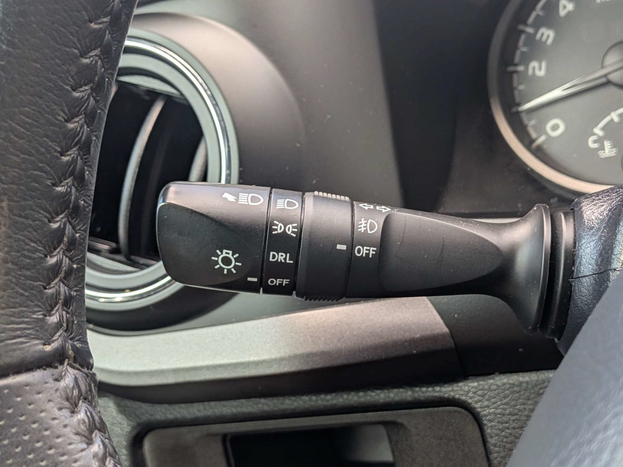 Used 2019 Toyota Tacoma TRD Off-Road AWD/4WD image 28