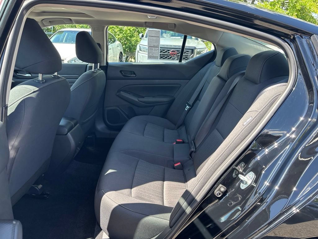 Certified 2025 Nissan Altima 2.5 SV w/ SV Special Edition Package AWD/4WD image 12