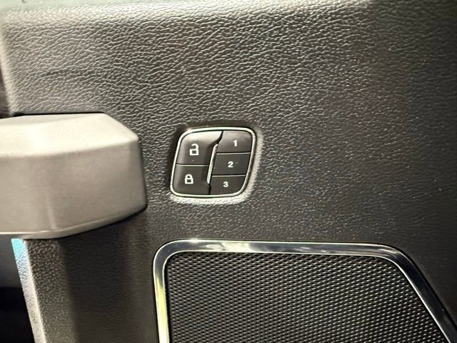 Used 2019 Ford F150 Platinum w/ Equipment Group 701A Luxury image 17