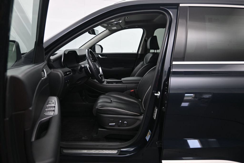 Used 2024 Hyundai Palisade Limited FWD image 21