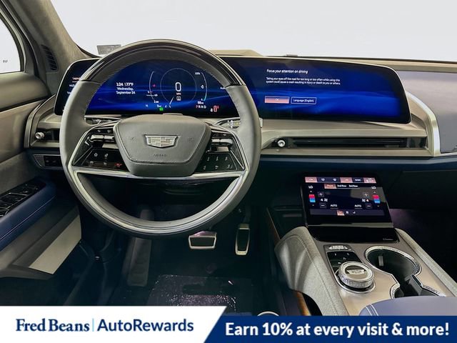 New 2026 Cadillac Vistiq Premium Luxury image 16