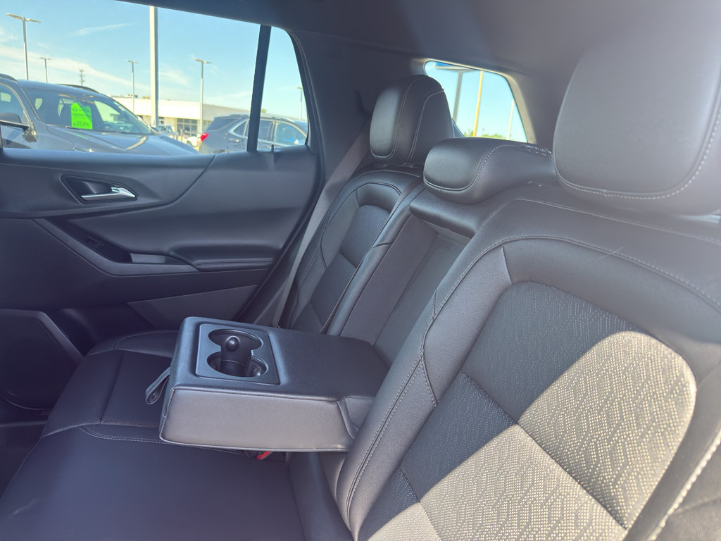 Certified 2025 Chevrolet Equinox LT w/ Convenience Package II AWD/4WD image 33