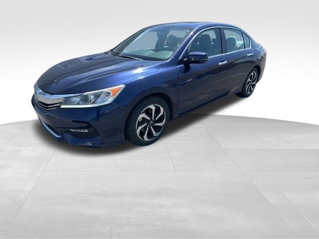 Used 2017 Honda Accord EX image 4