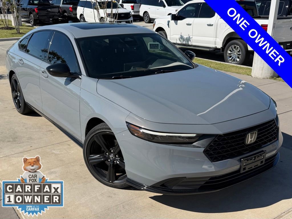 Used 2023 Honda Accord Sport image 3