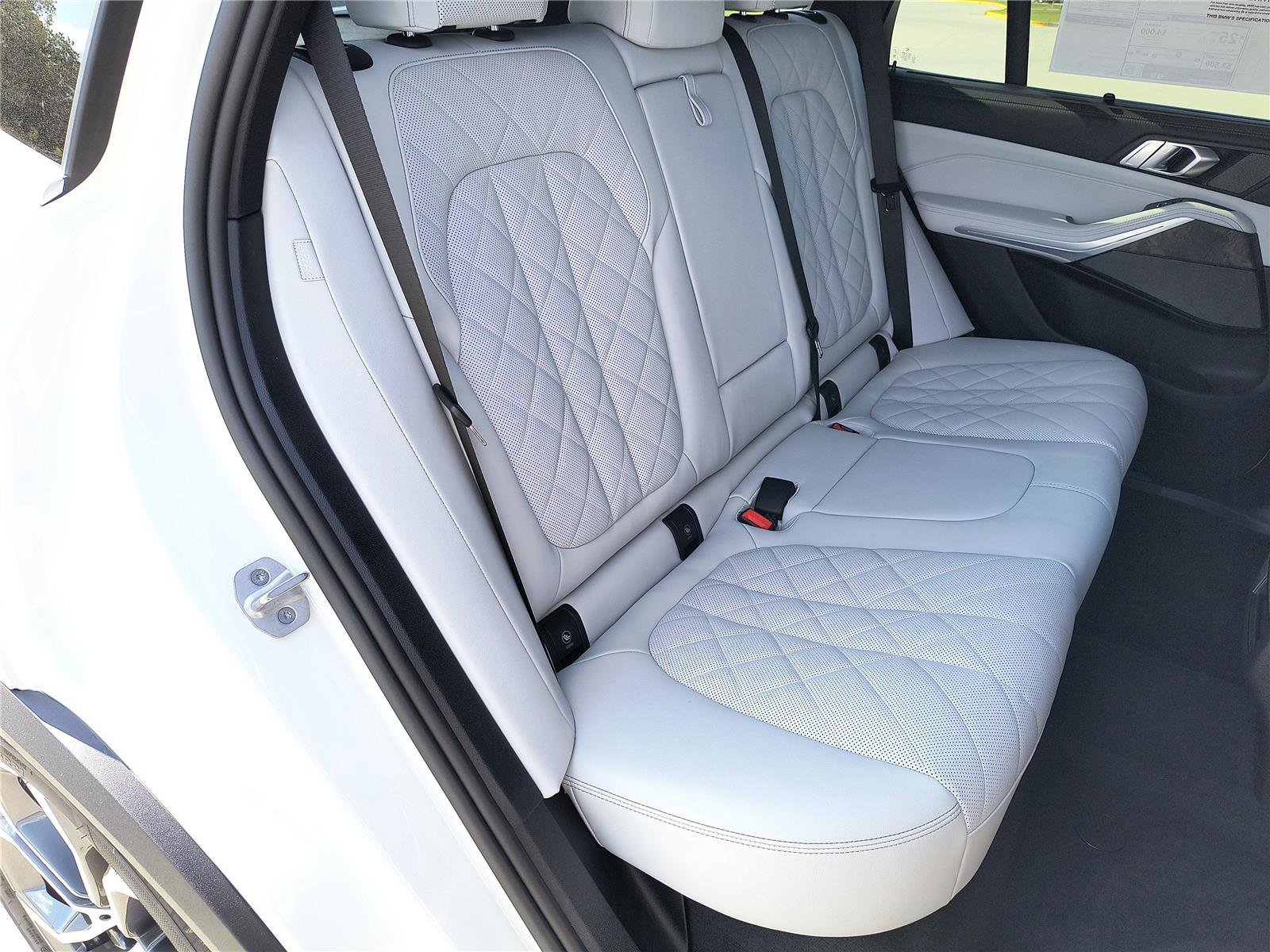 New 2026 BMW X5 sDrive40i image 14