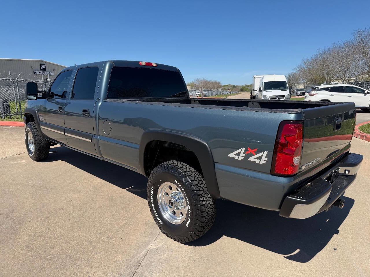Used 2007 Chevrolet Silverado 2500 LT w/ Heavy-Duty Power Package image 61