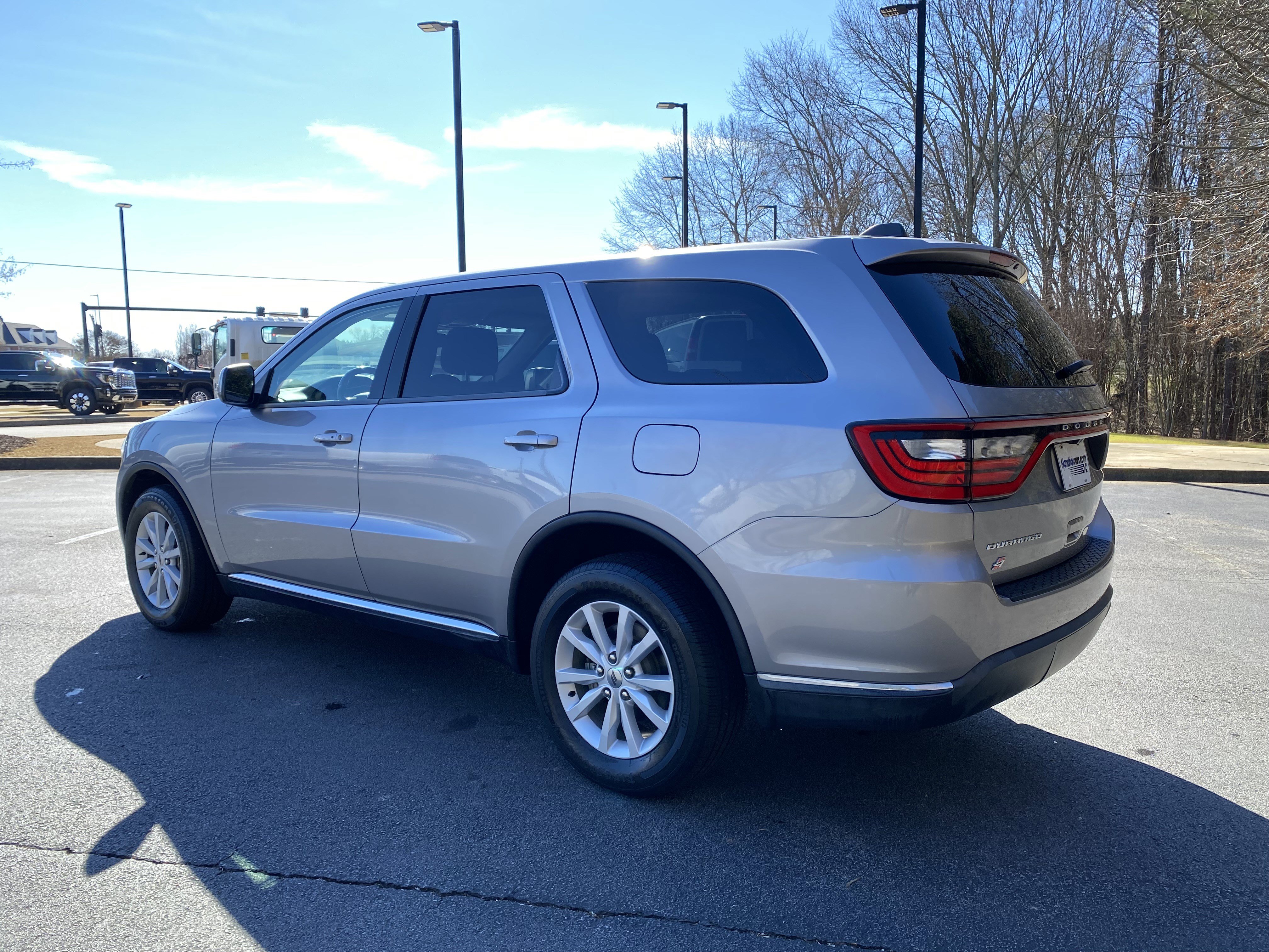 Used 2020 Dodge Durango SXT w/ 3rd Row Seating Group image 7