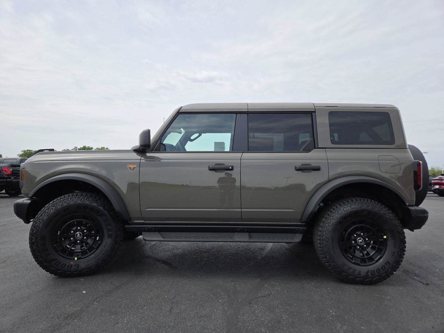 New 2026 Ford Bronco Badlands AWD/4WD image 15