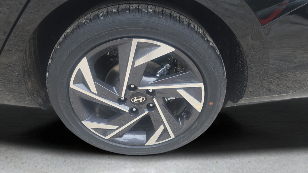 New 2026 Hyundai Elantra Limited FWD image 30