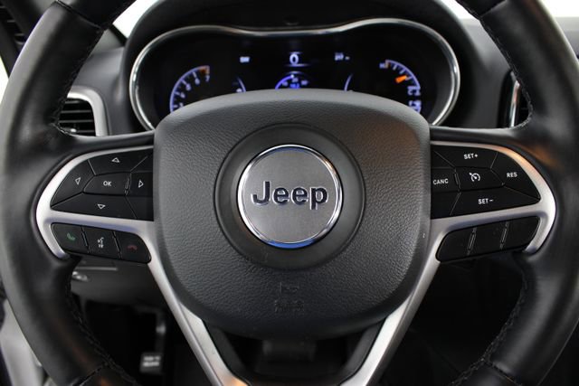 Used 2022 Jeep Grand Cherokee Laredo X image 13