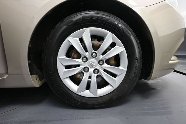 Used 2011 Hyundai Sonata GLS FWD image 11