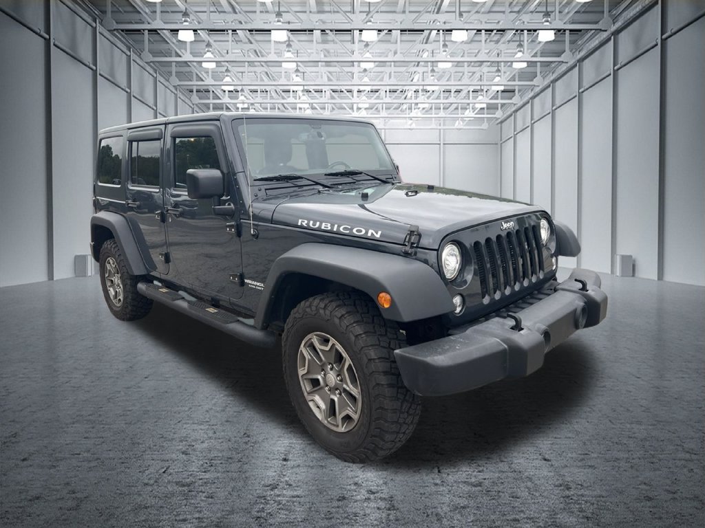 Used 2017 Jeep Wrangler Unlimited Rubicon w/ Connectivity Group AWD/4WD image 3