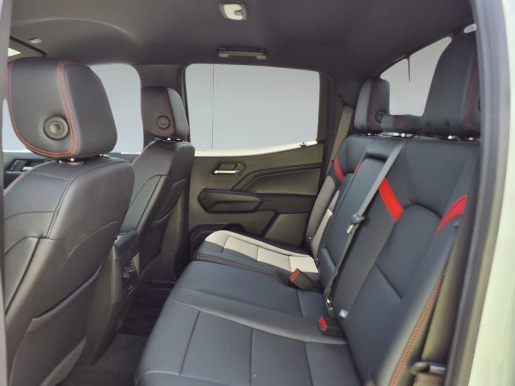New 2025 Chevrolet Colorado Z71 w/ Technology Package image 10