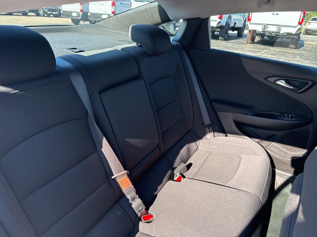 Used 2024 Chevrolet Malibu LT image 19