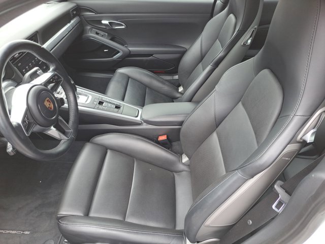 Certified 2017 Porsche 911 Carrera 4 image 19