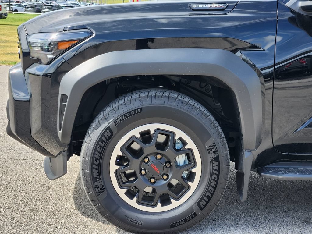 Used 2025 Toyota 4Runner TRD Off-Road AWD/4WD image 9