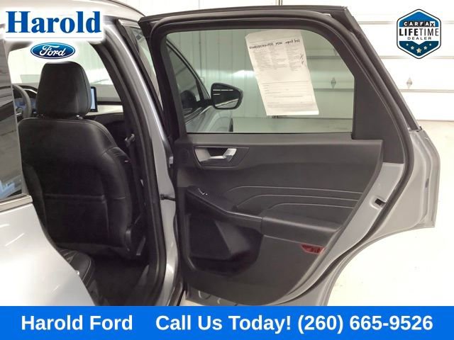 Used 2024 Ford Escape SE w/ PHEV Premium Package FWD image 9