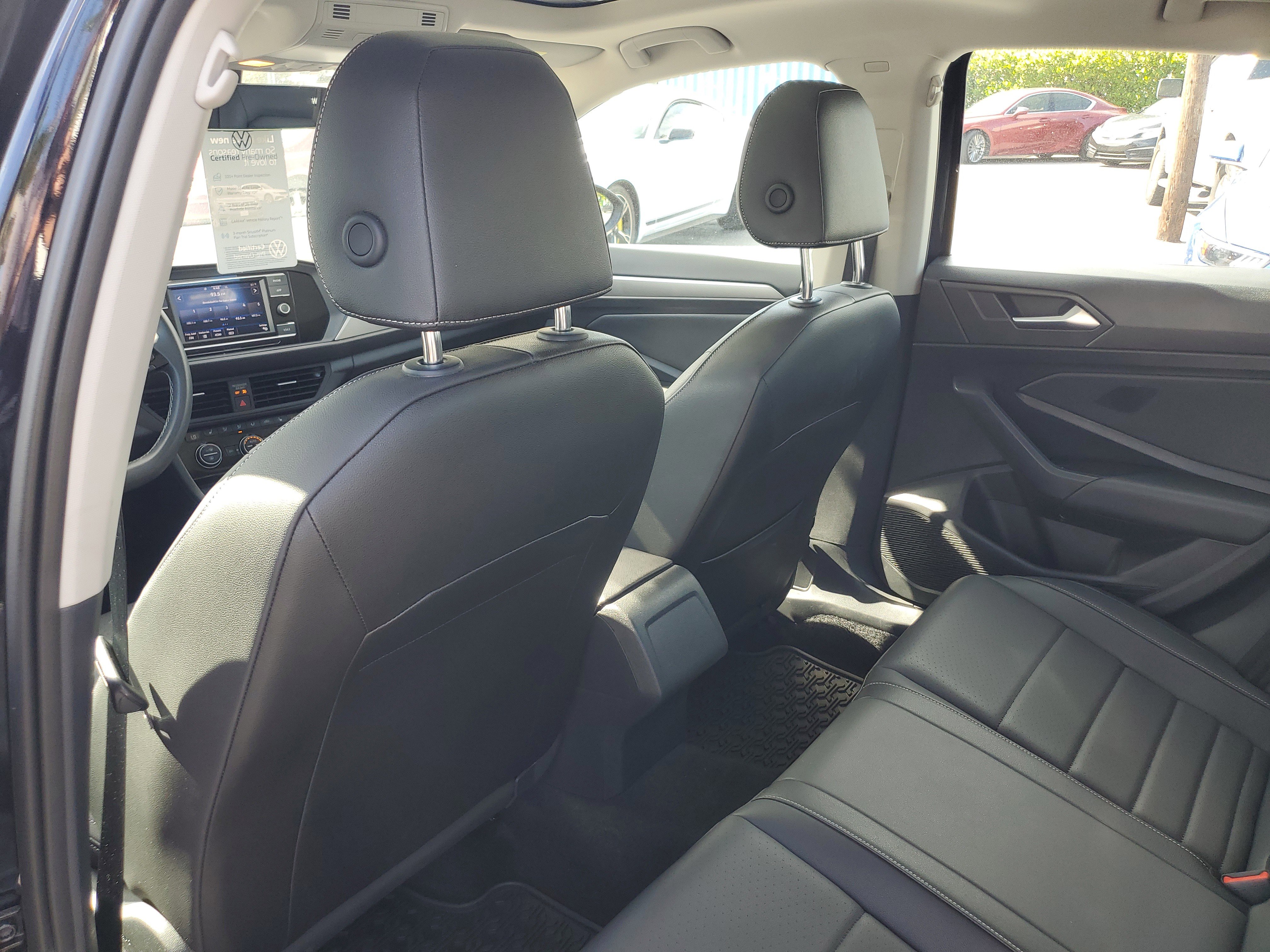 Certified 2021 Volkswagen Jetta SE image 17