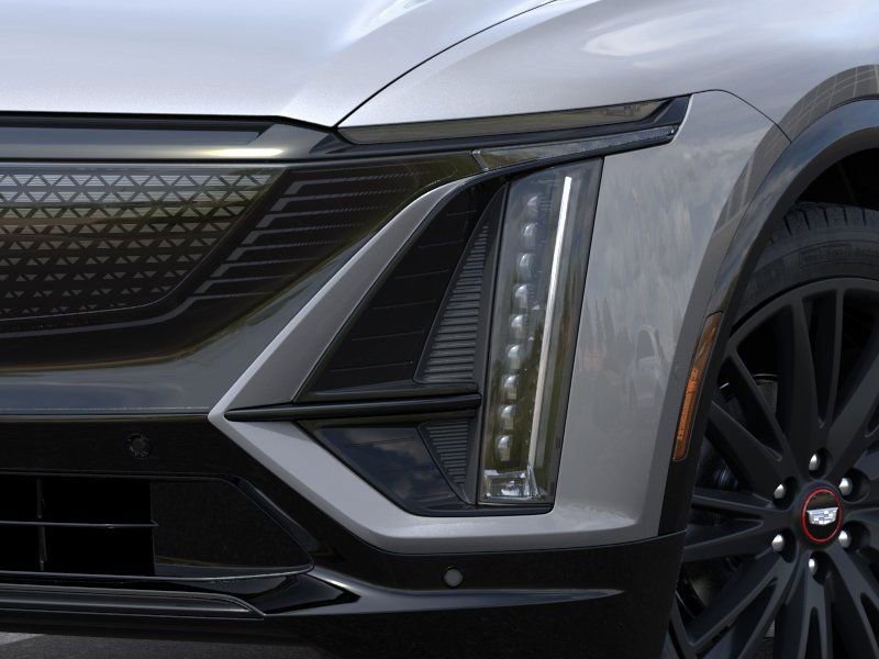 New 2025 Cadillac Lyriq Sport image 10