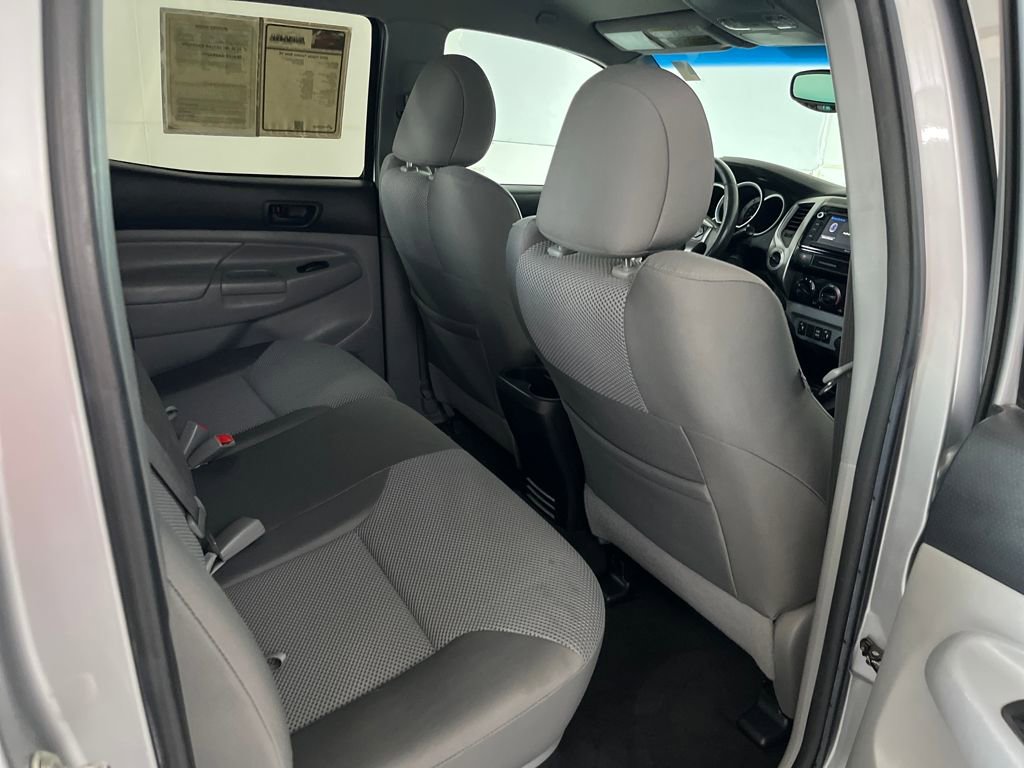 Used 2015 Toyota Tacoma 4x4 Double Cab image 34