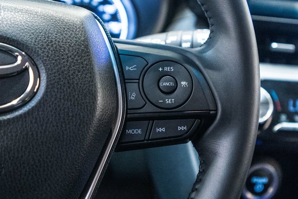 Certified 2024 Toyota Venza LE AWD/4WD image 19