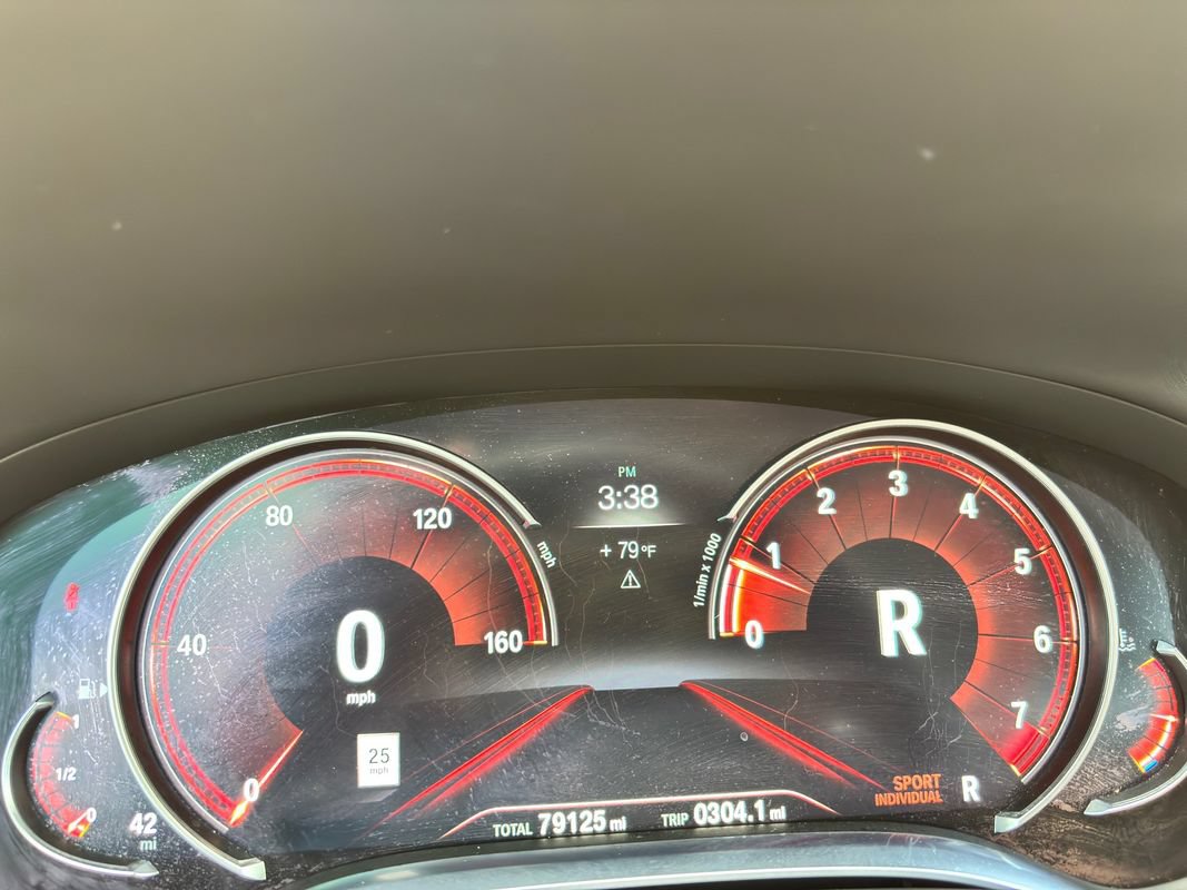 Used 2016 BMW 750i xDrive AWD/4WD image 24